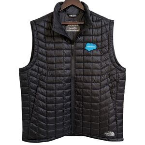 The North Face Embroidered Men's XL ThermoBall Trekker Black Quilted Jacket